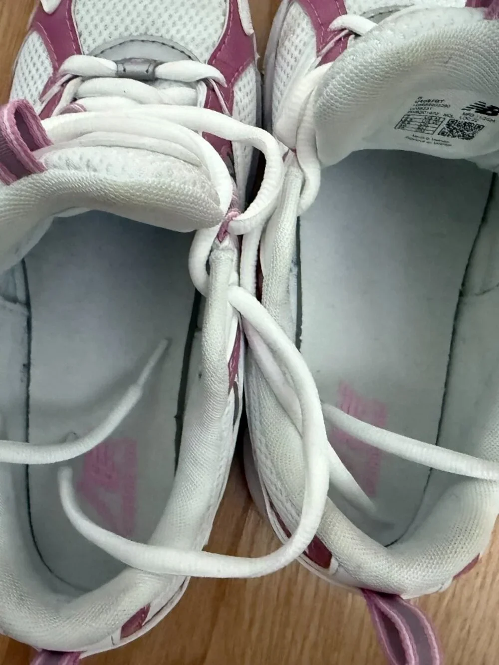 New Balance 408 Sneakers Sz 8.5
